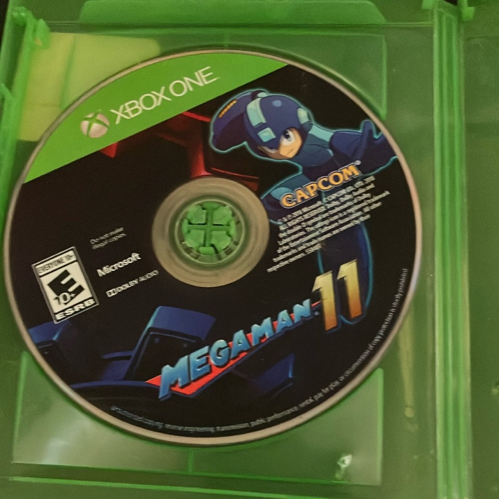 Mega Man 11 for Xbox One - Black and Blue